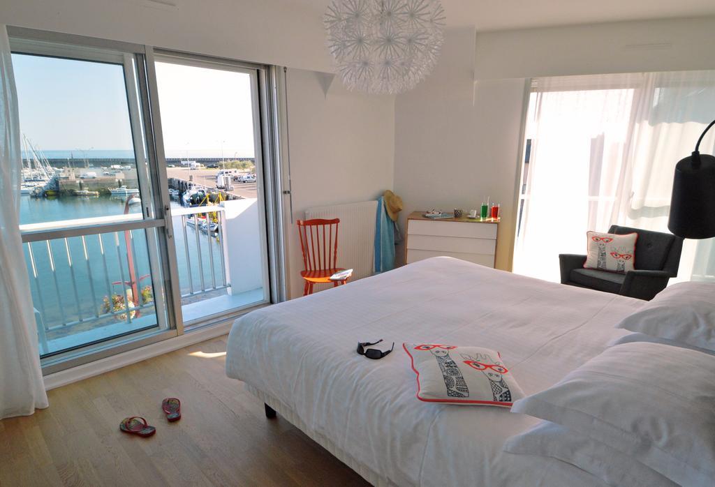 Logis Hotel Du Port Plobannalec Eksteriør billede