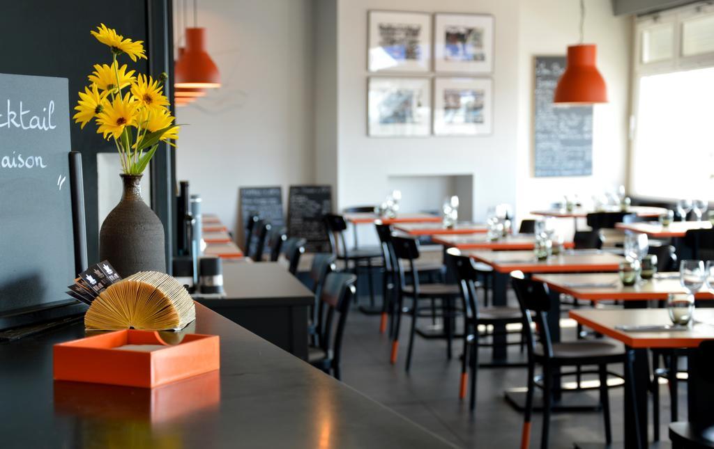 Logis Hotel Du Port Plobannalec Eksteriør billede